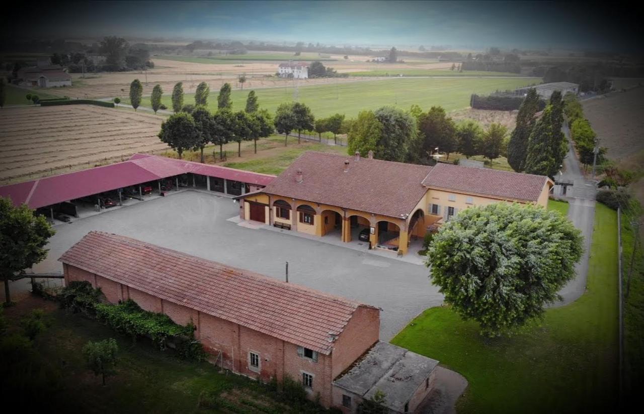 Cascina Merlanetta Alessandria Luaran gambar